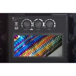 Interior da viseira Navishock S4 com dials de ajuste de sensibilidade, tonalidade e atraso.
