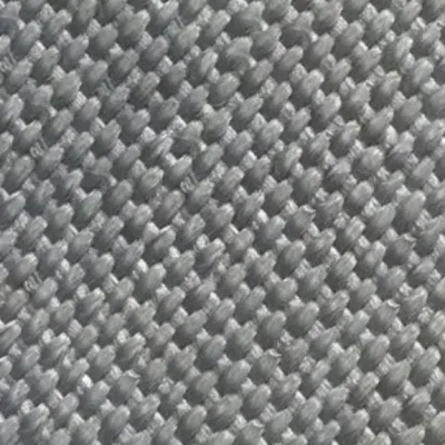 Textura da manta de soldadura 850 °C em fibra de vidro revestida, vista em close‑up.