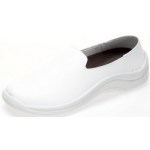 Sapato branco slip‑on com sola espessa e design minimalista